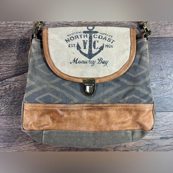 Myra Crossbody Bag - Picture 2 of 6